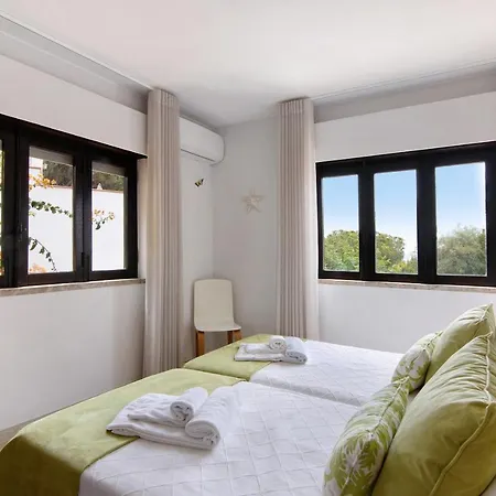 Casa Harlequin Villa *